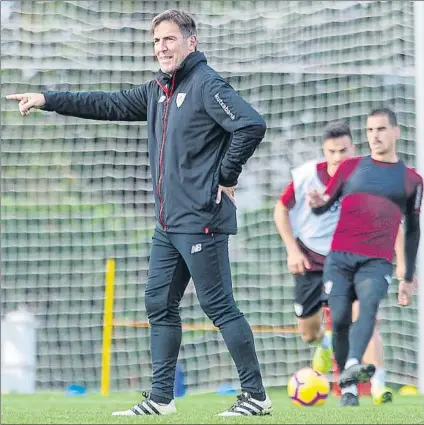  ?? FOTO: JUAN ECHEVERRIA ?? Todo un ejemplo El presidente rojiblanco alabó la figura de Berizzo