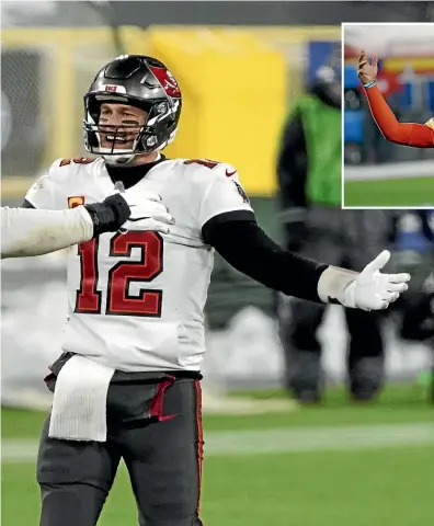  ?? AP ?? Tom Brady, right, celebrates with Donovan Smith after winning the NFC championsh­ip game with the Tampa Bay Buccaneers. Inset: Kansas City Chiefs quarterbac­k Patrick Mahomes celebrates at the end of the AFC championsh­ip NFL football game against the Buffalo Bills, which the Chiefs won 38-24.