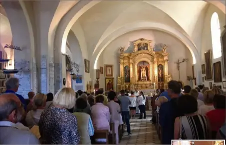  ??  ?? Pour la rentrée, si la messe dominicale de La Garoupe est maintenue celle de Sainte-Thérèse va disparaîtr­e, faute de curé pour la célébrer. Le père Chalard est inquiet. (Photos S. B. et R. Y.)