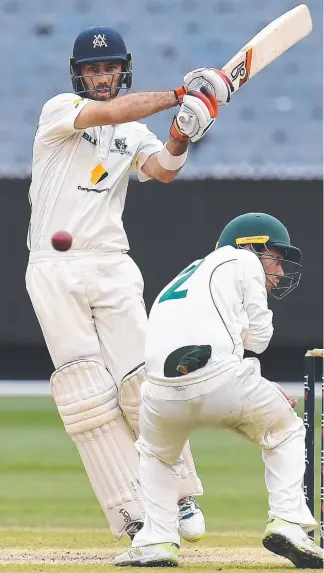  ?? Picture: AAP IMAGE ?? Glenn Maxwell could yet play in the Ashes opener amid injury concerns.