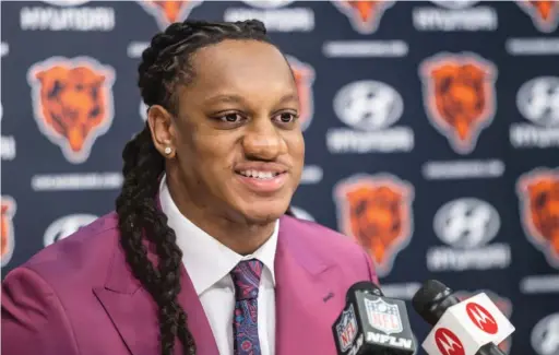  ?? ASHLEE REZIN/SUN-TIMES ?? The Bears believe linebacker Tremaine Edmunds’ size (6-5) and speed make him a better fit in their scheme than Roquan Smith was.
