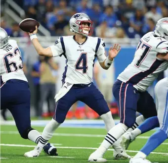  ?? GETTY IMAGES ?? LET IT FLY: Rookie quarterbac­k Jarrett Stidham fires a pass during the Pats’ preseason win in Detroit.