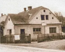  ?? Foto: Claudia Bammer ?? Das Elternhaus von Gerhard Roch senior in Wiese, Kreis Jägerndorf. Heute heißt der Ort Zátor.