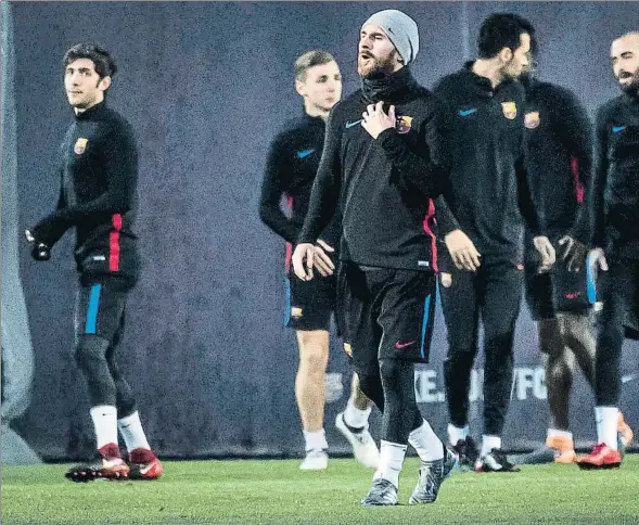  ??  ?? Lionel Messi en l’entrenamen­t d’ahir a la ciutat esportiva de Sant Joan Despí