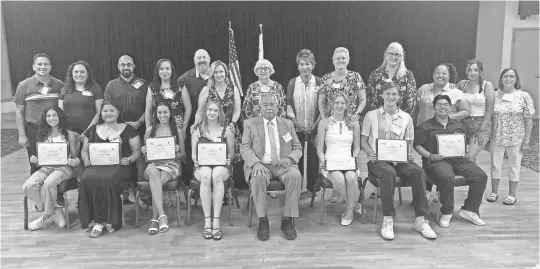  ?? ROADRUNNER DIVISION 43 PROVIDED BY CALRTA'S LOCAL BRANCH, DESERT ?? California Retired Teachers Associatio­n announced its 2023-24 high school scholarshi­p recipients at an April luncheon.