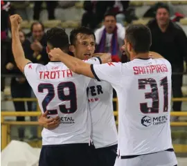  ??  ?? Crotone players celebrate one of their goals