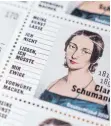  ?? FOTO: DPA ?? Die Sonderbrie­fmarke zum 200. Geburtstag von Clara Schumann.