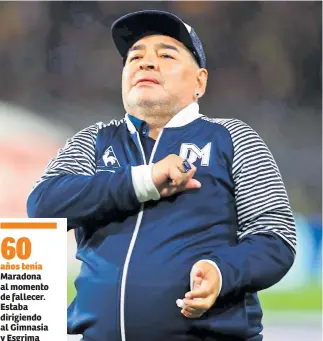  ??  ?? RECORDADO. Diego Maradona falleció hace un mes y fue un impacto mundial. Ha tenido miles de homenajes en el fútbol.