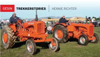  ??  ?? LINKS: Hierdie twee Allis-Chalmers-trekkers kom uit die versamelin­g van die Smit-gesin van Clanwillia­m. Voor is ’n WD en agter die Model U.