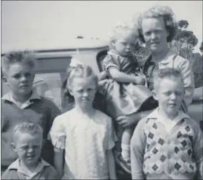  ?? ?? FAMILY SHOW DAY: Natimuk Show secretary Judith Bysouth, centre, is pictured with fellow members of the Mcgrath family at Hay Show in 1962.