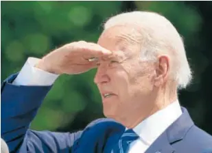  ?? REUTERS ?? Biden ayer en la Academia de Guardacost­as de Connecticu­t