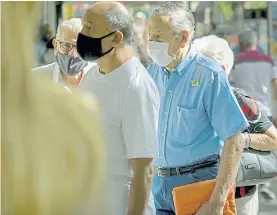  ??  ?? Bonos. No integran el haber de los jubilados y son por dos meses.