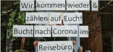  ?? Foto: Bernd Thissen, dpa (Symbolfoto) ?? So wie hier in Dortmund hoffen die Reisebüros auch in Aichach auf neue Buchun‰ gen.