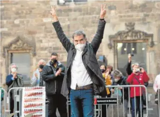  ?? INÉS BAUCELLS ?? Jordi Cuixart, ayer, tras salir de la cárcel