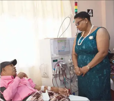  ?? (DPI photo) ?? Minister Volda Lawrence meets with dialysis patient Sewkarran Nanchu who shared his satisfacti­on with the availabili­ty of free services at the centre