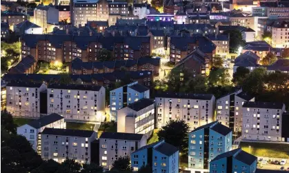  ?? Photograph: Murdo MacLeod/The Guardian ?? Government analysis shows Britain could experience power cuts for four days in January if therewere gas shortages and the weather was severe.