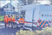  ?? (Pic: CCMPSAR) ?? Volunteers from the Civil Defence in the school grounds in Kilworth on Sunday morning.