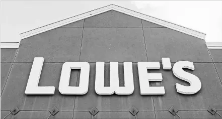  ?? ALAN DIAZ
THE ASSOCIATED PRESS ?? Lowe's says it plans to close 31 Canadian stores and other locations as part of a plan to focus on its most profitable operations.