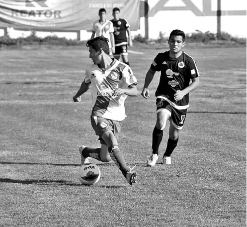  ?? José Almanza ?? En la primera vuelta Angel Vera González fue el autor del único tanto del partido ante Aguacatero­s de Uruapan, dosis que buscará repetir este sábado. /