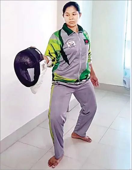  ?? AFP ?? Fatema Mujib grabbed gold at the SA Games, but she says her country’s fencers need more support.