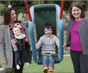  ??  ?? Adele, Izzy and Zach O’Neill with Cllr Jennifer Whitmore.