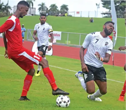  ?? Photo: Waisea Nasokia ?? Vodafone Fijian national team striker Samuela Drudru (7) in action against Mauritius at Churchill Park in Lautoka on March 24, 2019.