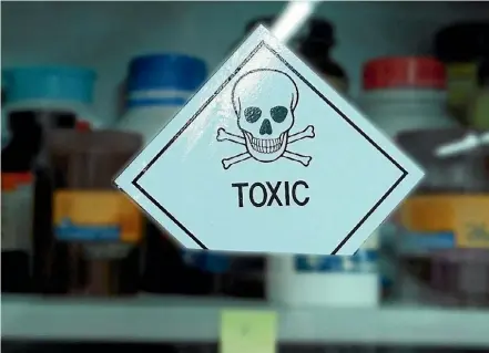  ?? PHOTO: KRIS VANDEREYKE­N/123RF ?? Rash spending can prove toxic for your finances.