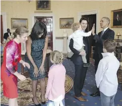  ?? ADAM SCOTTI ?? The Trudeau family meet the Obamas in the Oval Office.