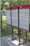  ?? P H I L C A R P E N T E R / MO N T R E A L G A Z E T T E F I L E S ?? A city commission report warns that some property values would drop due to community mailboxes.