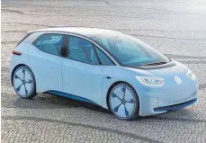  ??  ?? Auch der VW-Konzern will bei der E-Mobilität am großen Rad drehen. Der I.D. Neo soll 300 bis 500 Kilometer schaffen und angeblich keine 25 000 Euro kosten.