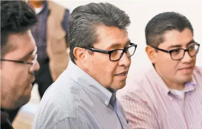  ??  ?? El próximo coordinado­r de Morena en la Cámara alta aseguró que AMLO respetará al Poder Judicial.
