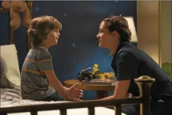  ?? LIONSGATE PUBLICITY ?? Jacob Tremblay and Julia Roberts share a scene in “Wonder.”