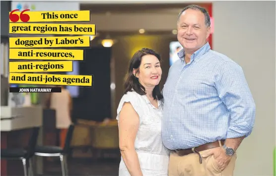  ?? Picture: MATT TAYLOR ?? COMEBACK BID: John Hathaway, pictured with wife Simone, was endorsed by the LNP last night to contest the seat of Townsville.