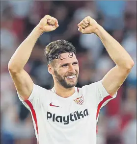  ?? FOTO: EFE ?? Sergi Gómez es un fijo en el Sevilla que ha edificado Machín