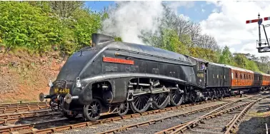  ?? COLIN BARRATT ?? ABOVE ‘A4’ No. 4498 Sir Nigel Gresley arrives at Bewdley during the Severn Valley Railway’s Spring Steam Gala on April 24 2022.