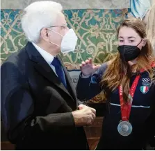  ?? ANSA ?? Sofia Goggia, 29 anni, con il presidente Mattarella
