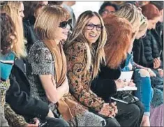  ?? ANGELA WEISS / AFP ?? Anna Wintour y Sarah Jessica Parker, en el front row