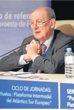  ?? JOSUÉ CORREA ?? El coordinado­r del Corredor Atlántico Europeo en una visita a Huelva.