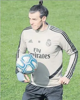  ?? FOTO: SIRVENT ?? Bale y su relación con la afición del Real Madrid no es la mejor posible