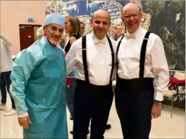  ?? (DR) ?? Les médecins du CHPG, dont le professeur Saoudi d’arrache-pied au Centre Rainier-III. (à droite), répètent