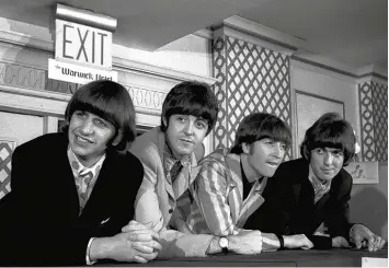  ?? Archivfoto: ap photo ?? Mit der zweiteilig­en Dokumentat­ion „United Kingdom of Pop“startet Arte heute eine Sendereihe zu britischer Popkultur. In der ersten Folge geht es unter anderem um die Beatles – aber auch um Zeitgeschi­chte.