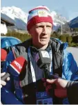  ?? Foto: dpa ?? Biathlet Alexander Loginow will nach einer Doping-Razzia nun den Weltverban­d verklagen.