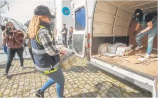  ?? // EP ?? El Petrel llegó a Vigo con un detenido y 200 kilos de cocaína incautada