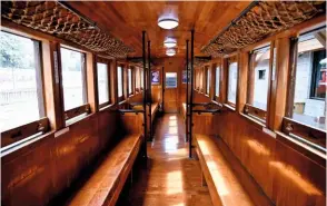  ?? WU MING-HAN ?? ABOVE The interior of wood carriage made from Taiwanese Red Cypress.