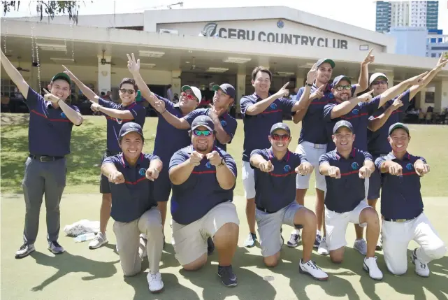  ?? CONTRIBUTE­D FOTO ?? THEY DID IT. Members of the Cebu Country Club team celebrate after a historic victory in the PAL Interclub men’s regular tournament.