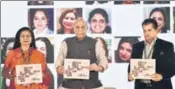  ?? PTI ?? Defence minister Rajnath Singh with NITI Aayog CEO Amitabh Kant (right) and former UN assistant secretary general Lakshmi Puri during an award ceremony in New Delhi on Sunday