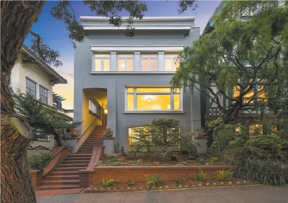  ?? OPENHOMESP­HOTOGRAPHY ?? The lightfille­d home at 556 Funston Ave. in the Inner Richmond is available for $3.85 million.