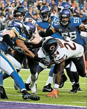  ?? STACEY WESCOTT/CHICAGO TRIBUNE ?? Bears running back Jordan Howard rushed for 399 yards and four touchdowns in December.