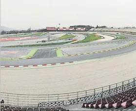  ?? FOTO: CIRCUITCAT/M. ROVIRA ?? La nueva chicane de MotoGP. No le ha gustado a casi nadie