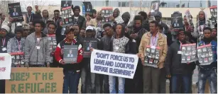  ?? (Marc Israel Sellem/The Jerusalem Post) ?? AFRICAN REFUGE-SEEKERS protest in front of the Supreme Court in the capital yesterday.